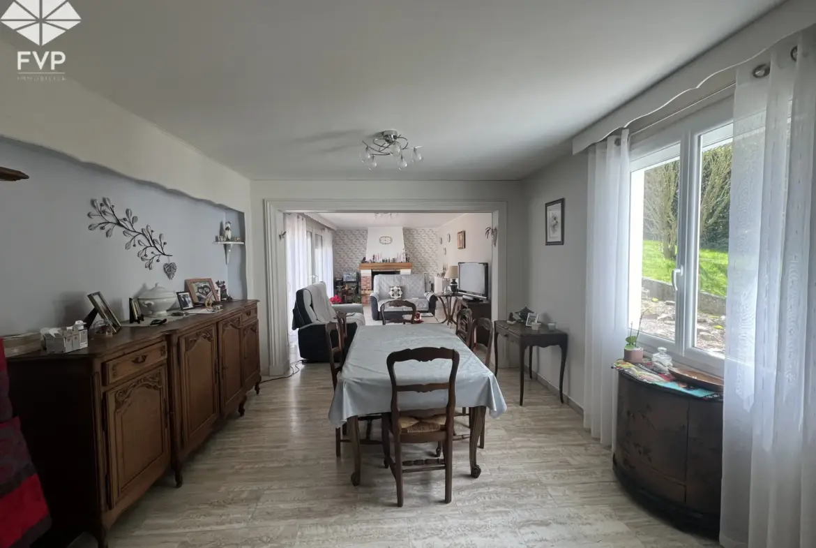 Maison T5 à Fauville en Caux avec dépendances à vendre 