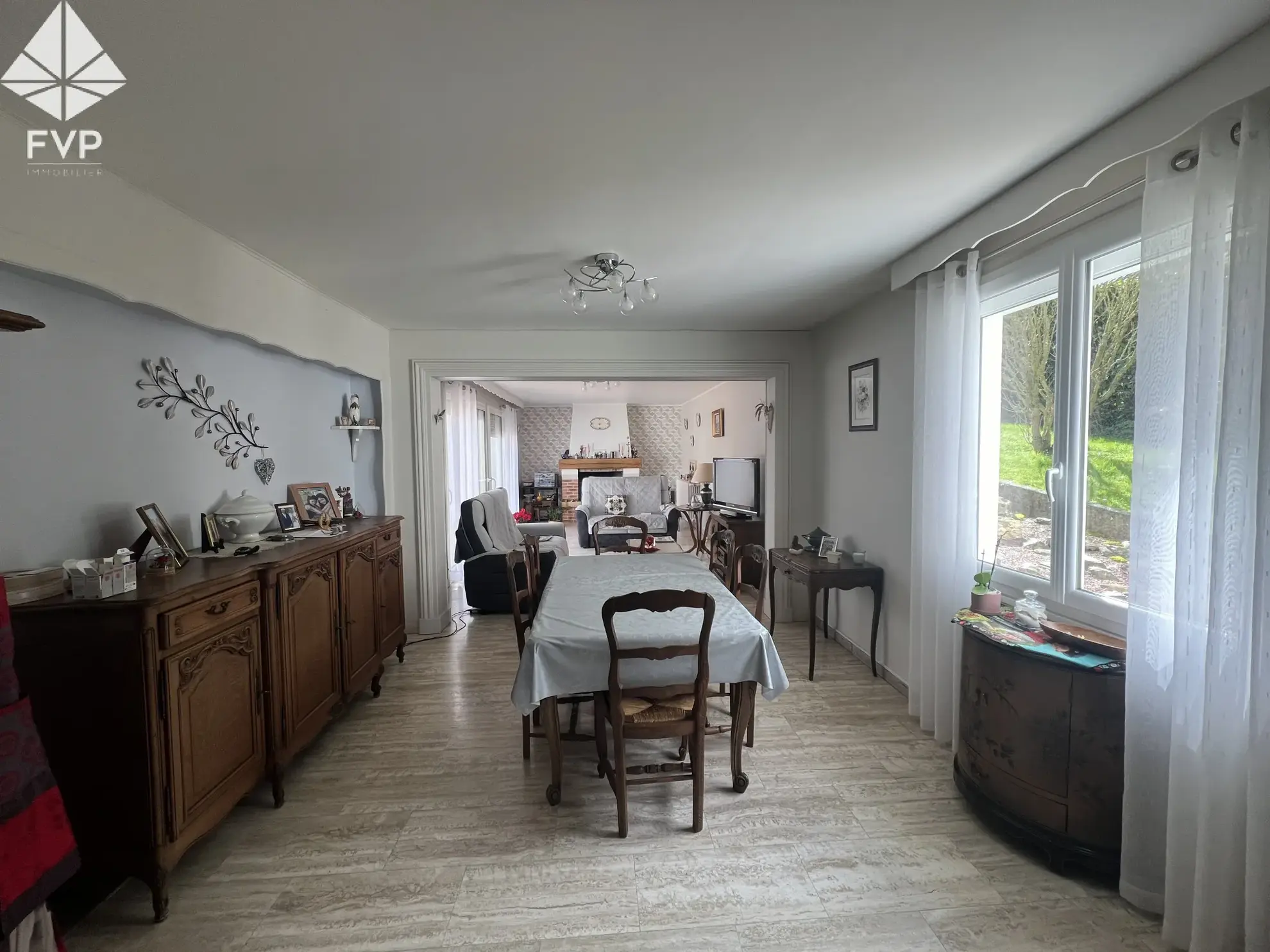 Maison T5 à Fauville en Caux avec dépendances à vendre 