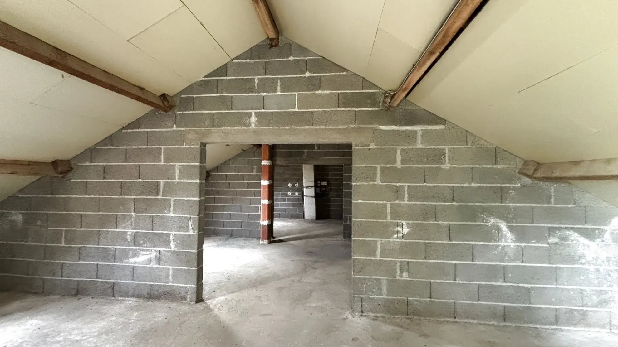 Maison spacieuse à vendre près de Chemillé à Chanzeaux 