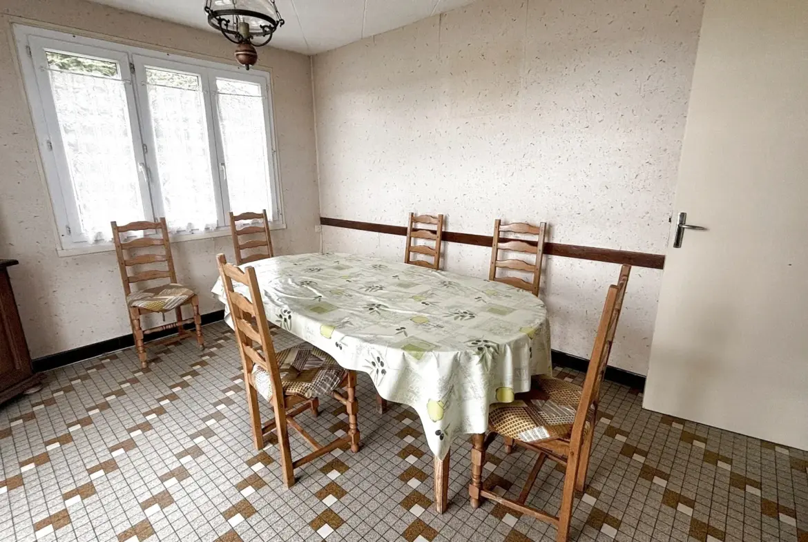 Maison spacieuse à vendre près de Chemillé à Chanzeaux 