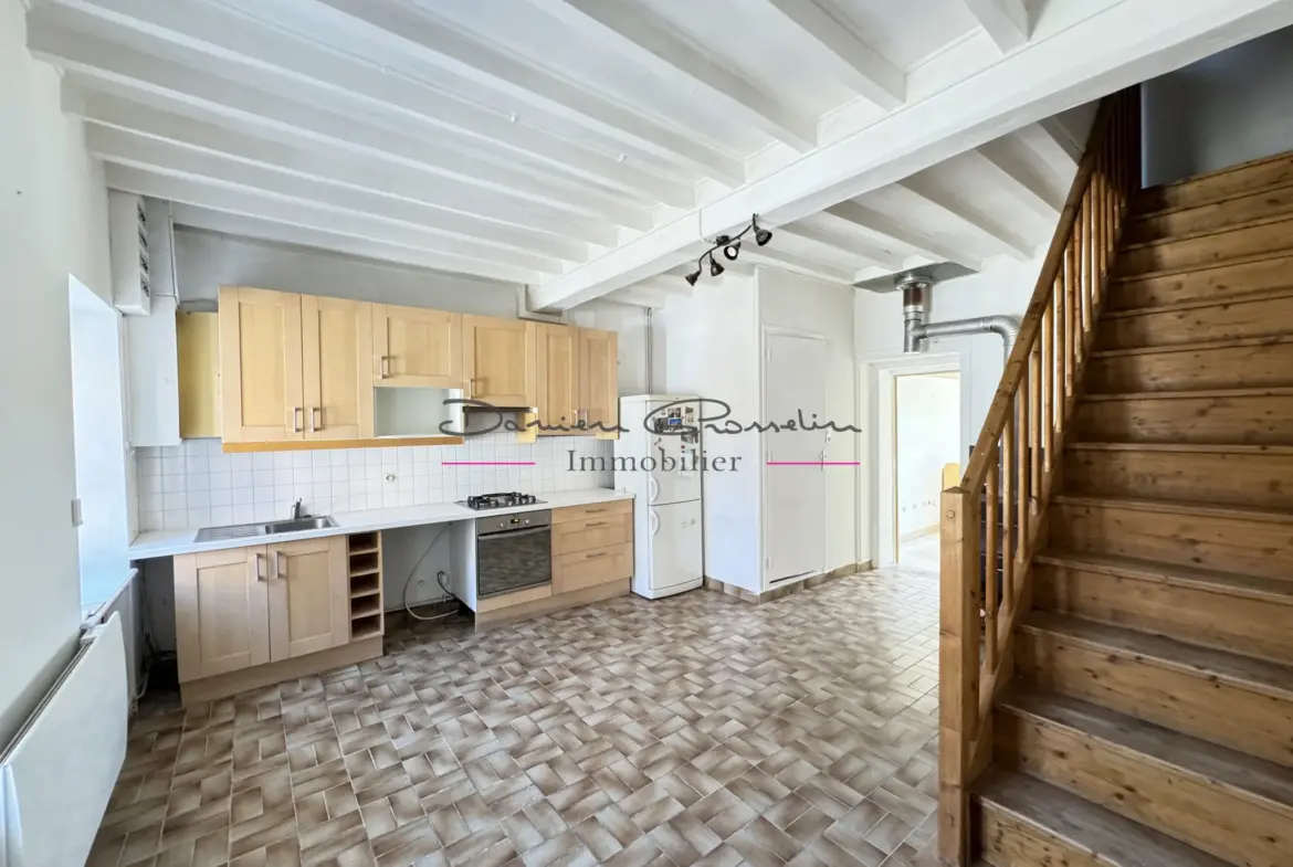 Maison de village avec terrain à Amplepuis 