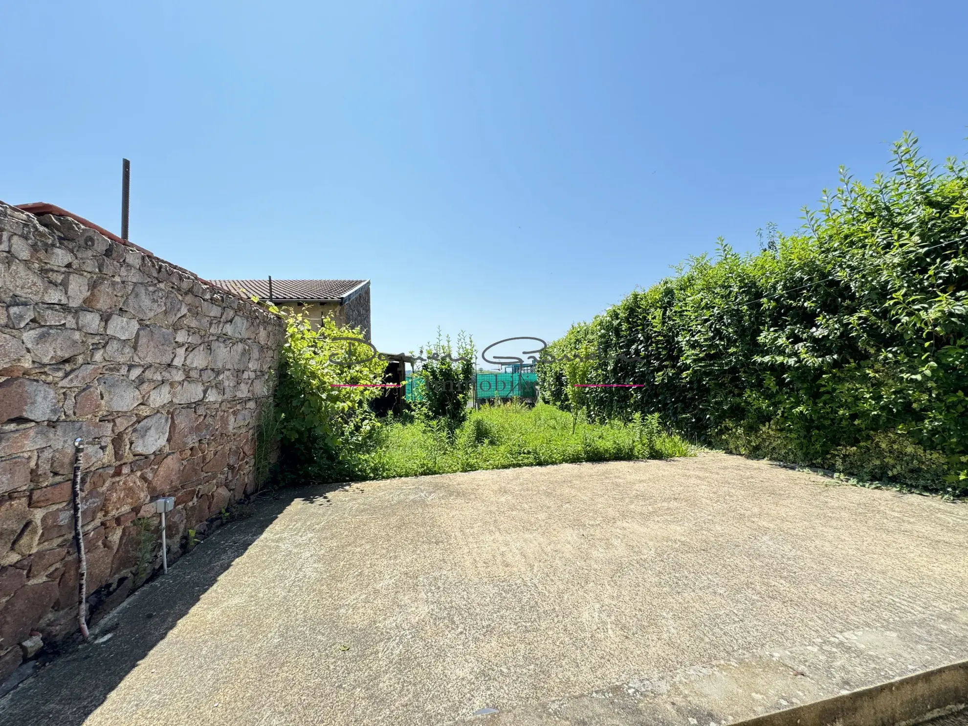 Maison de village avec terrain à Amplepuis 