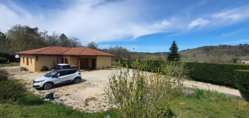À vendre : villa de plain-pied aux portes du Périgord à Fumel