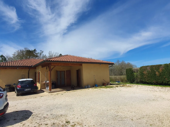 À vendre : villa de plain-pied aux portes du Périgord à Fumel 