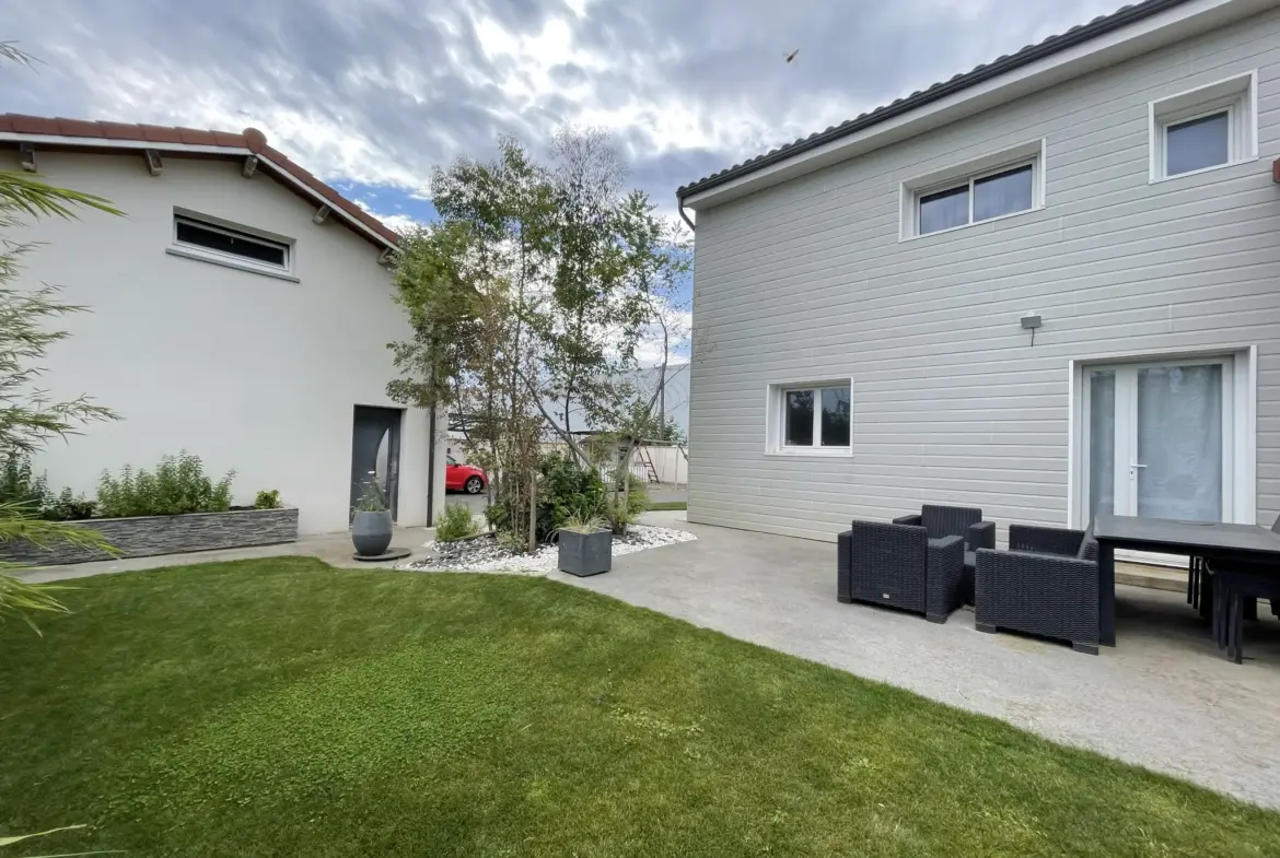Maison contemporaine à vendre à Gannat - 166 m² 