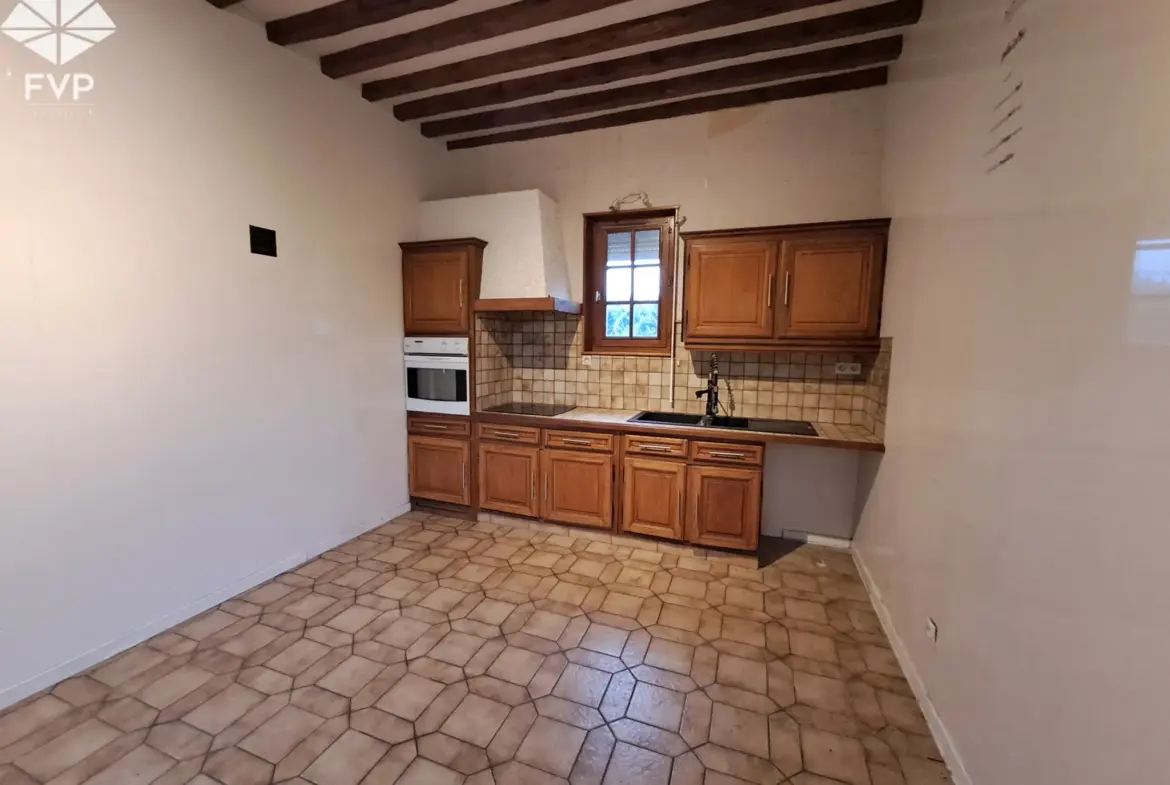 Maison à Vendre à Saint-Valery-en-Caux, 3 Chambres, 1440 m² de Terrain 