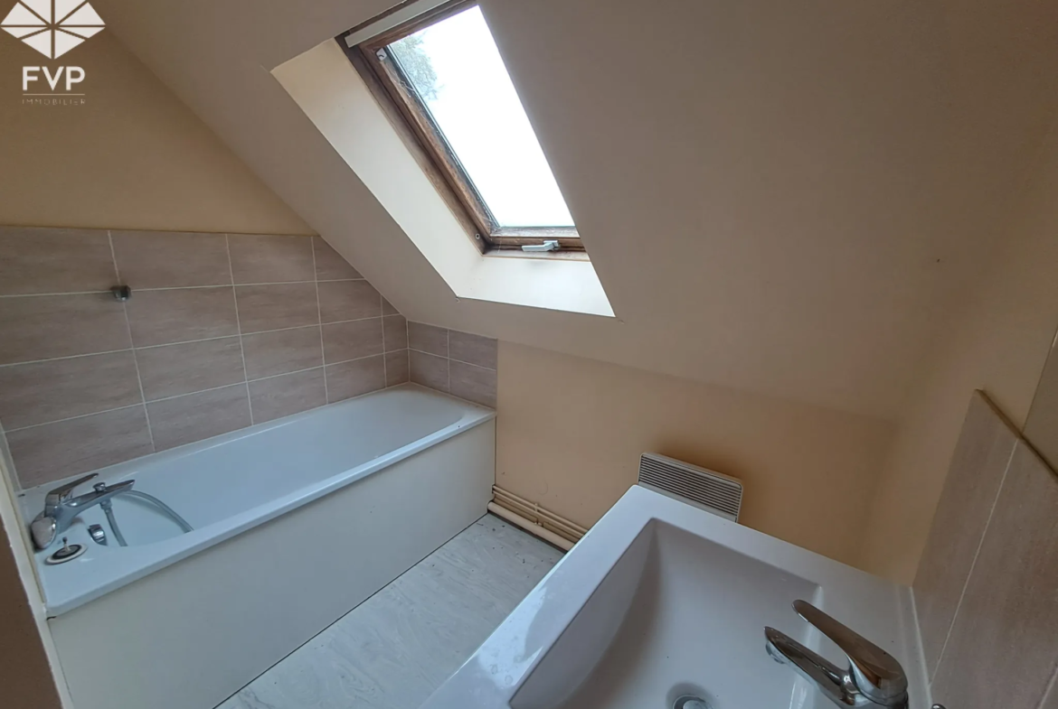 Maison à Vendre à Saint-Valery-en-Caux, 3 Chambres, 1440 m² de Terrain 