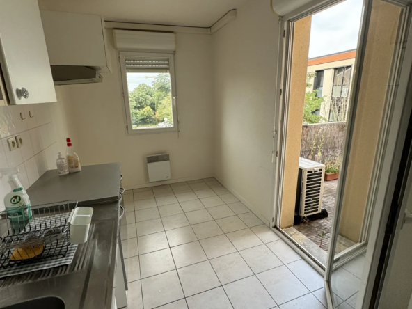 Toulouse - Appartement T3 Dernier Étage avec Terrasse et Parking 