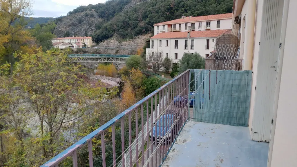 Appartement T2 à vendre à Amélie-Les-Bains-Palalda - 75 000 euros