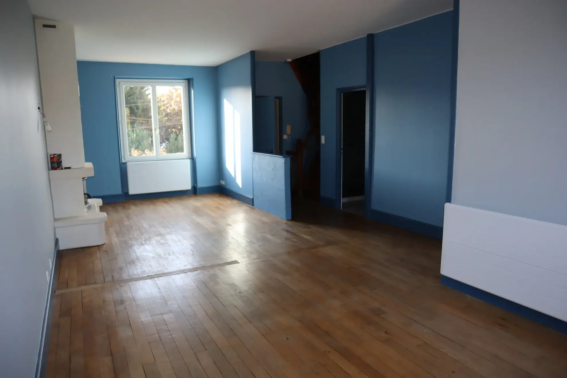 Maison divisée en deux appartements à Autun à vendre 