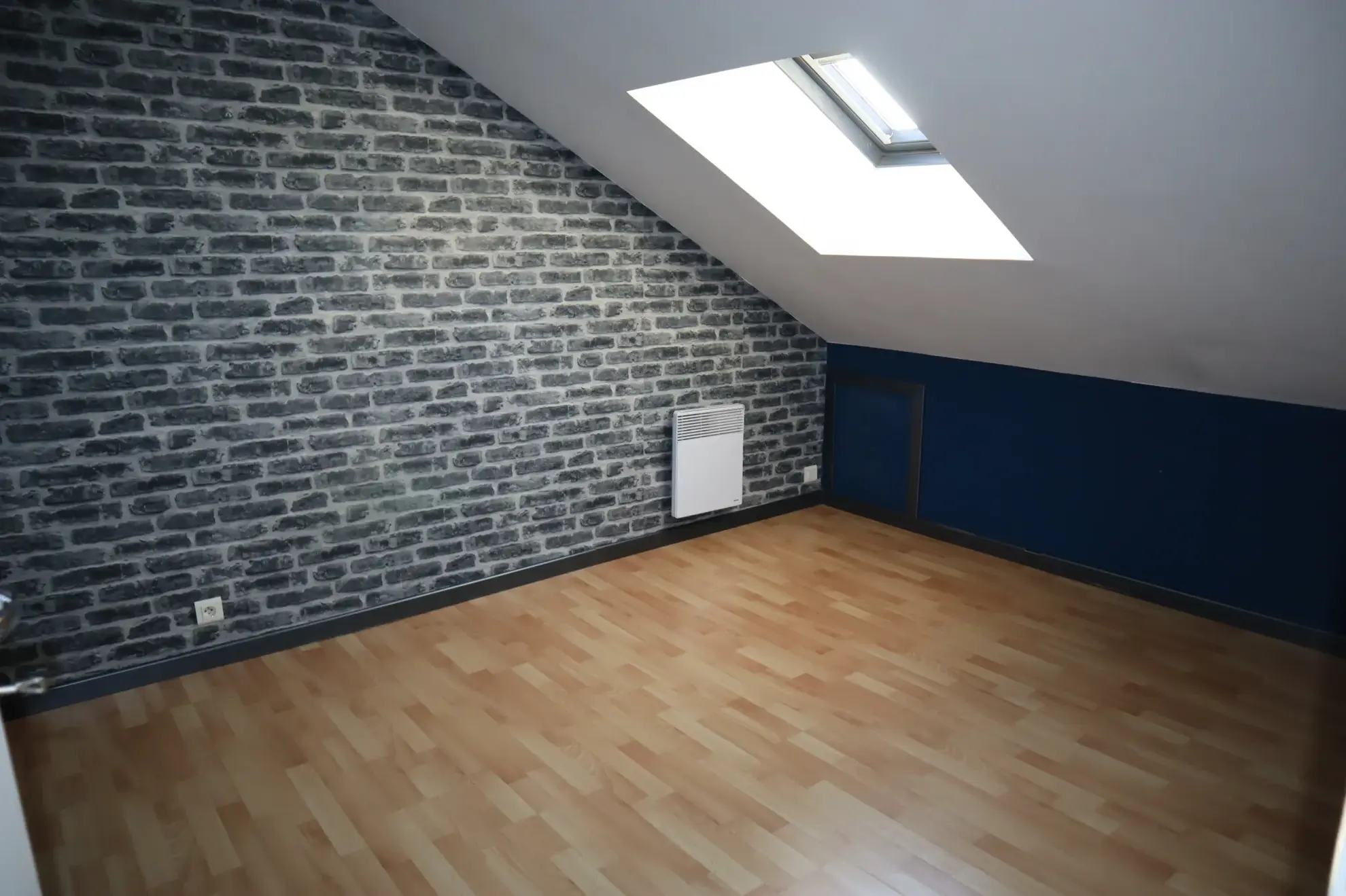 Maison divisée en deux appartements à Autun à vendre 