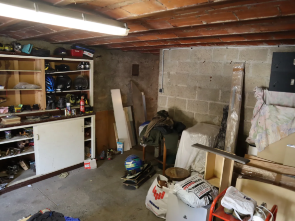 Maison divisée en deux appartements à Autun à vendre 