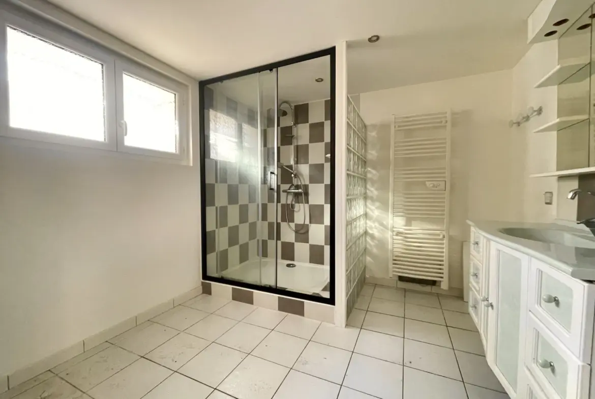 Maison T4 de plain-pied avec garage à Agde 