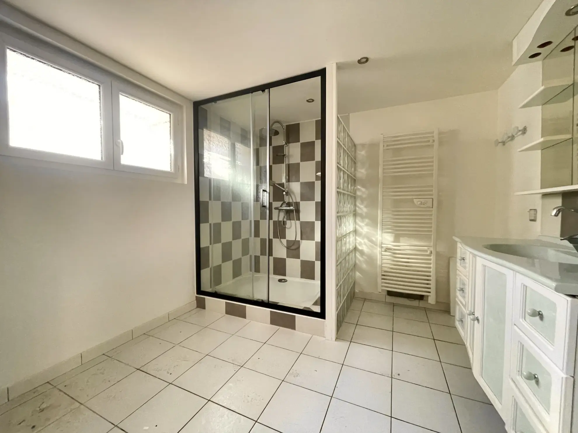 Maison T4 de plain-pied avec garage à Agde 