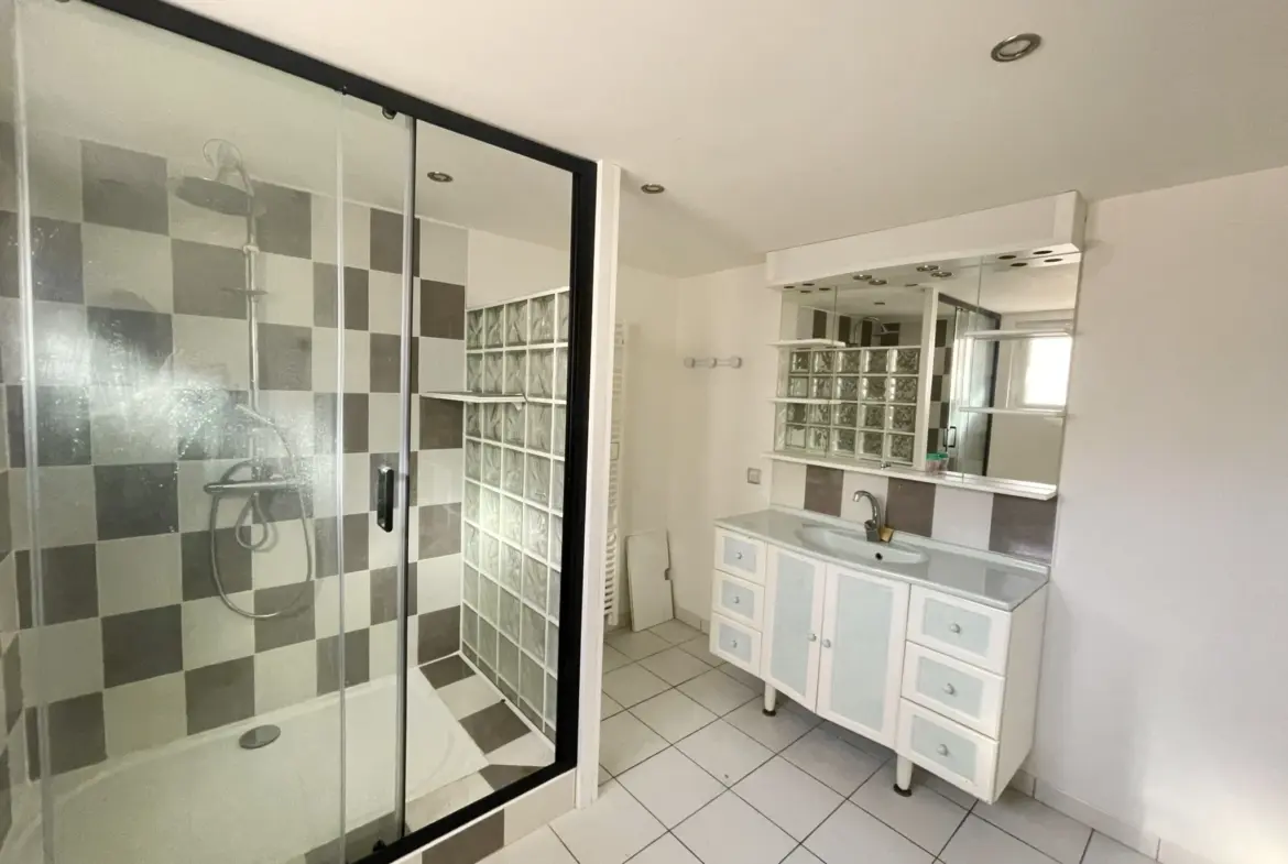 Maison T4 de plain-pied avec garage à Agde 