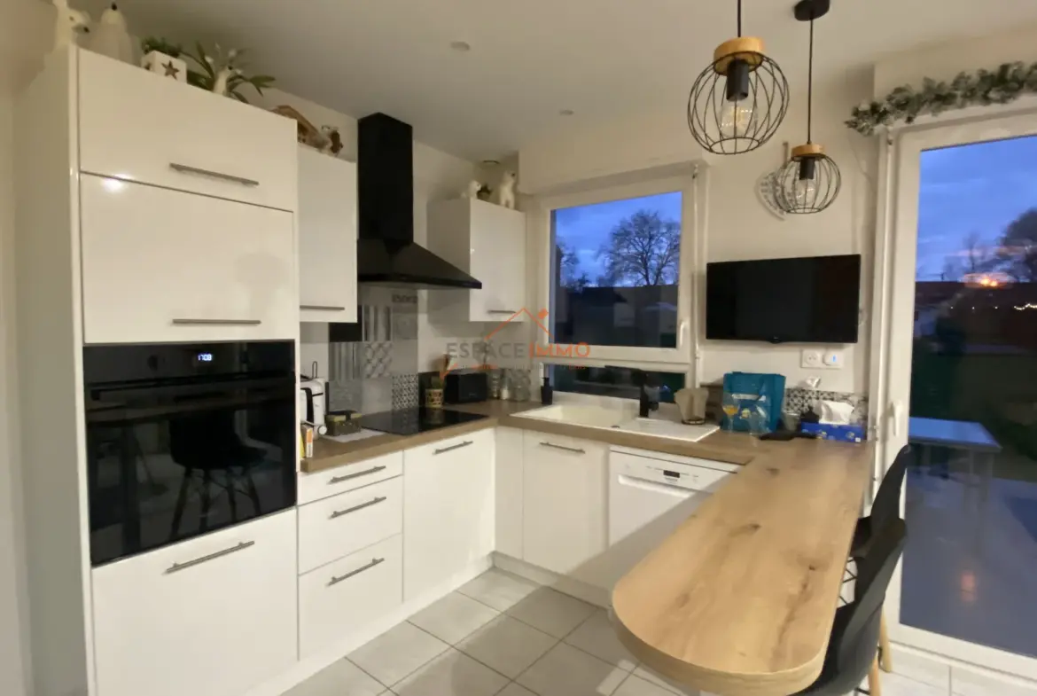 Maison individuelle à Verchain-Maugre avec jardin et garage - 93 m² - 3 chambres 