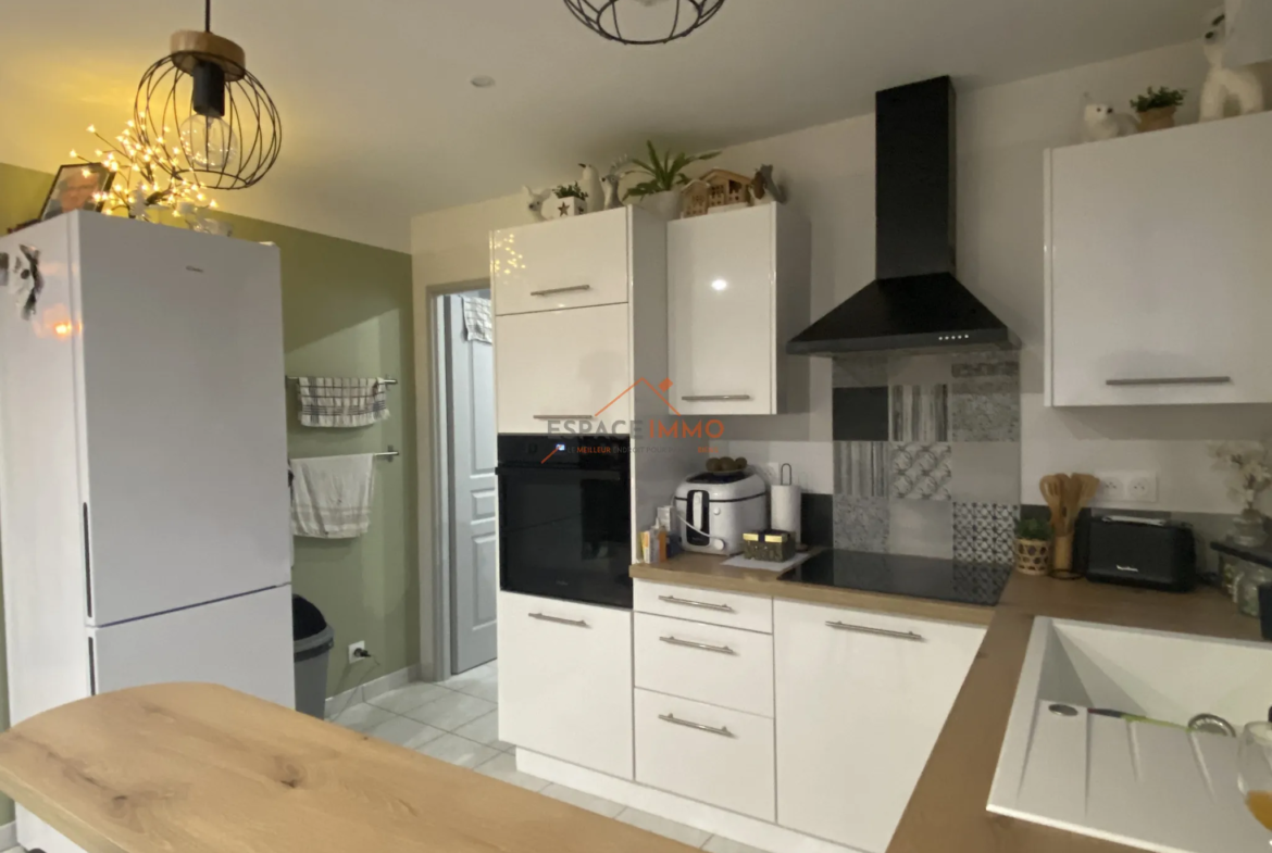 Maison individuelle à Verchain-Maugre avec jardin et garage - 93 m² - 3 chambres 