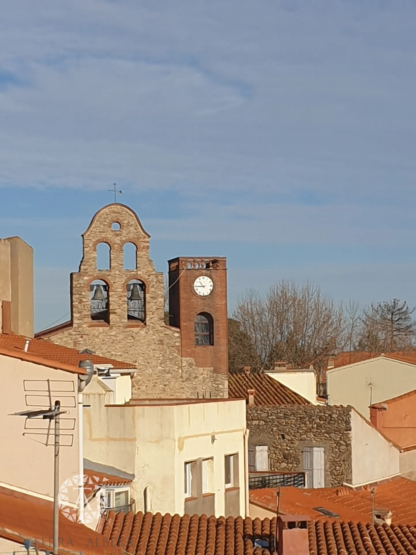 Atypique Duplex avec Terrasse à Sorede 