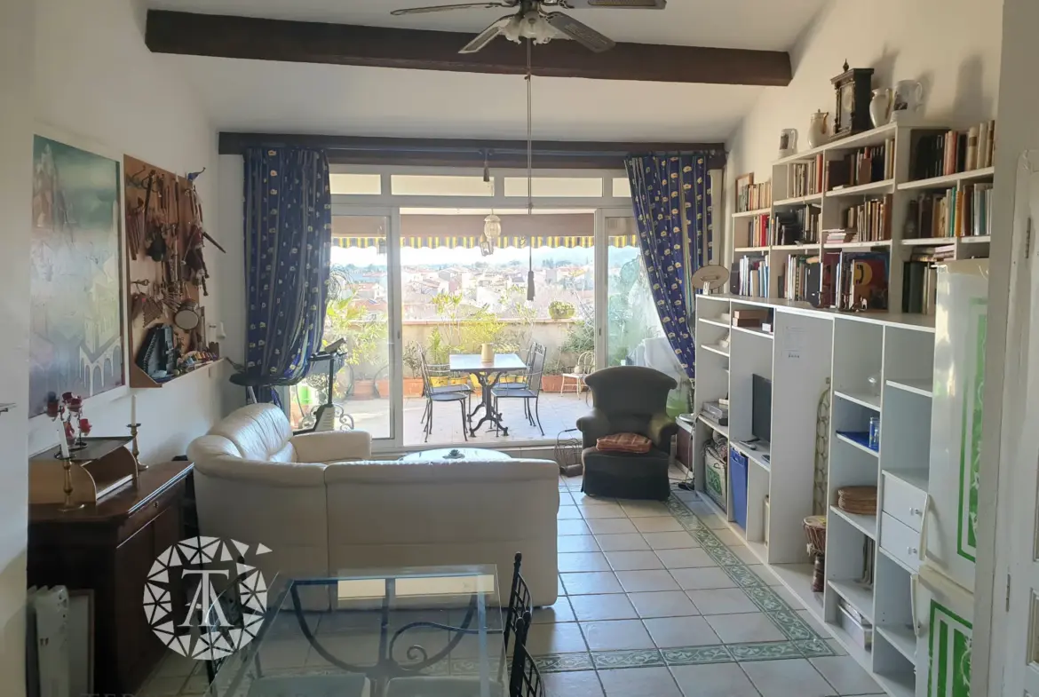 Atypique Duplex avec Terrasse à Sorede 