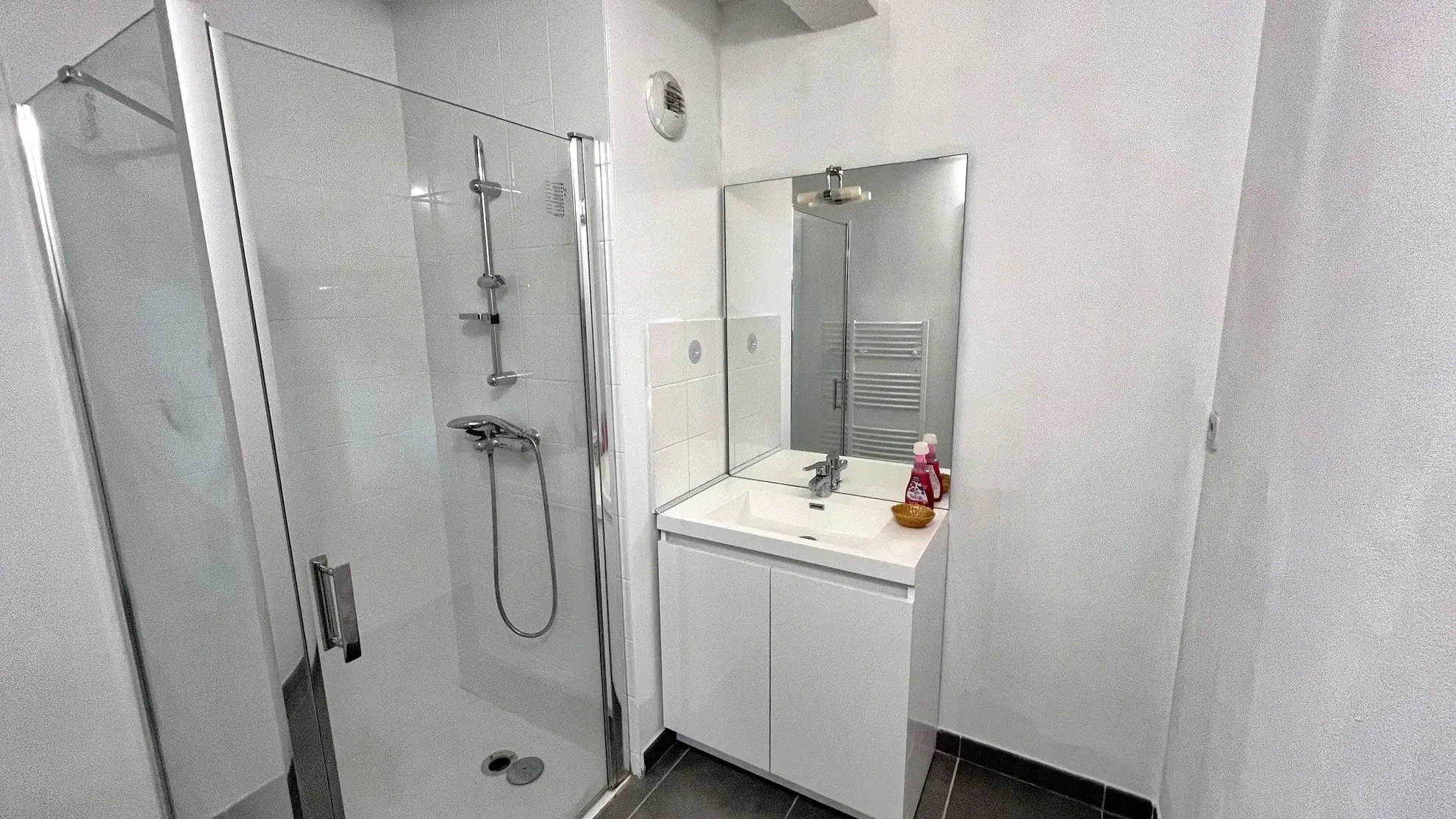 Appartement à vendre à Morières-lès-Avignon de 43 m² avec jardin et terrasse 