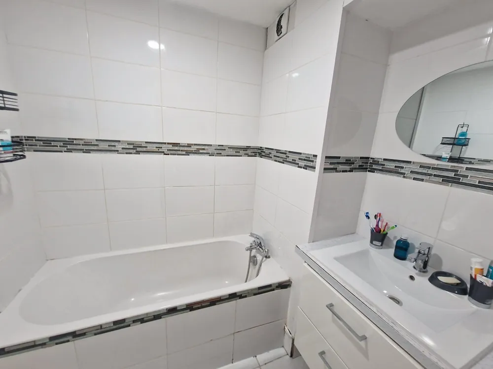 À vendre : Appartement T3 avec terrasse fermée à Marignane - Spécial Investisseur 