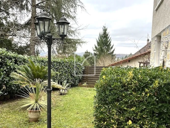 À vendre : Maison traditionnelle de 117 m² à Brive 