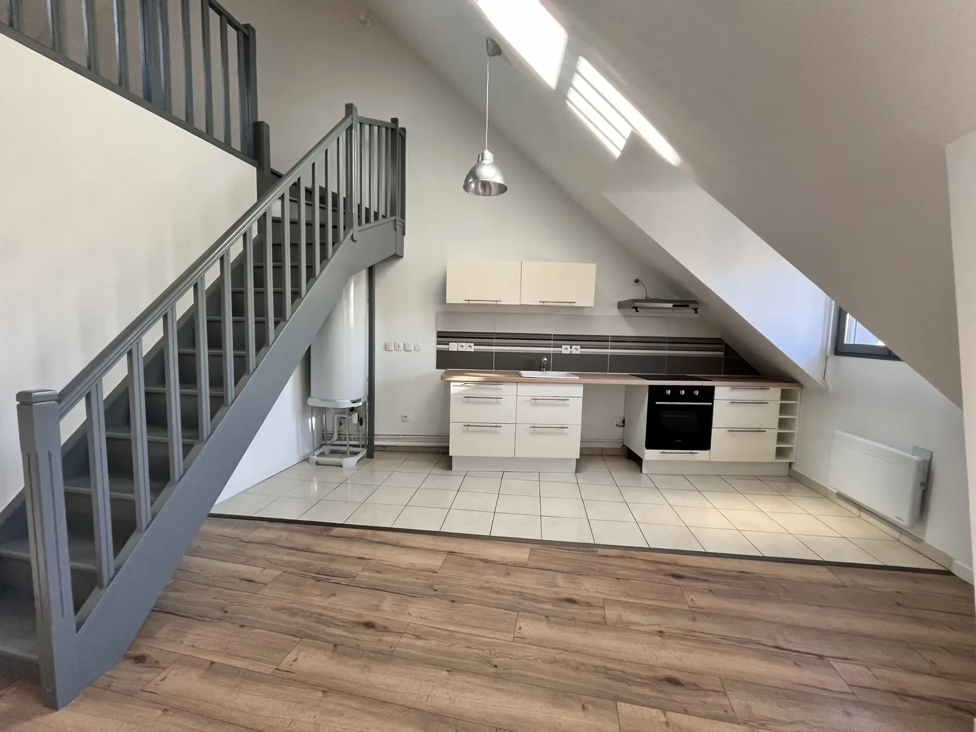 À vendre : Appartement duplex 4 pièces de 67 m² à Etampes avec parking 