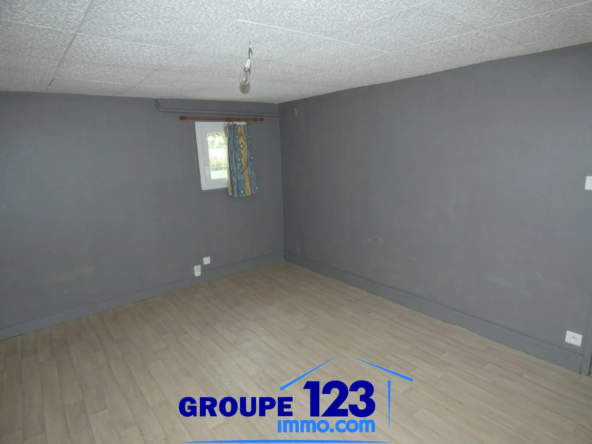 Maison Familiale à Migennes avec 3 Chambres à Vendre 