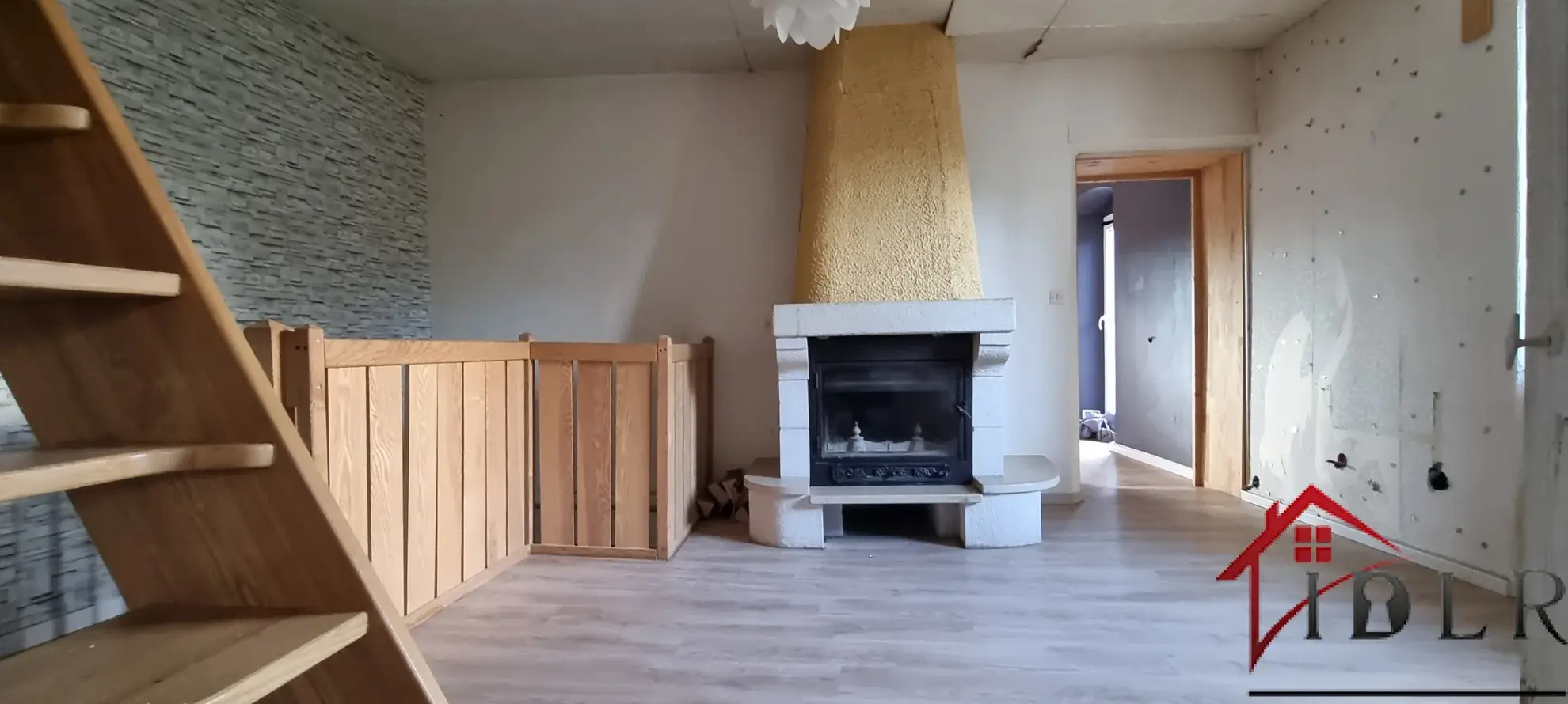 Maison mitoyenne rénovée à Bonnevaux - 88 m² 