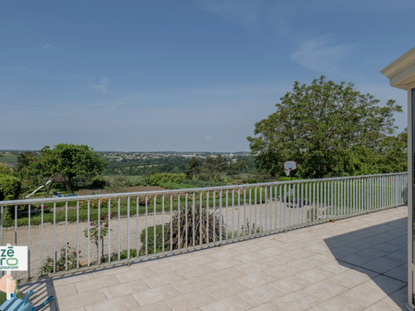 Maison de 134 m² avec terrain à Thouars 