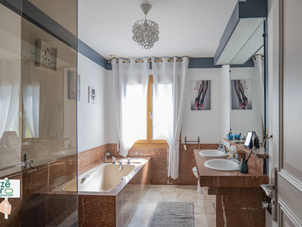 Maison de 134 m² avec terrain à Thouars 