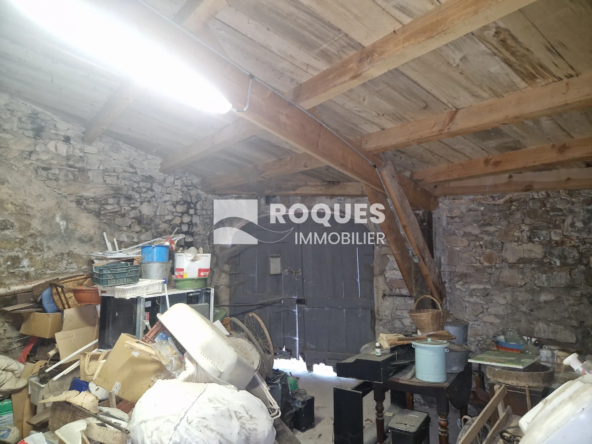 Vallée de la Sorgues : maison de village 94 m² à rénover 