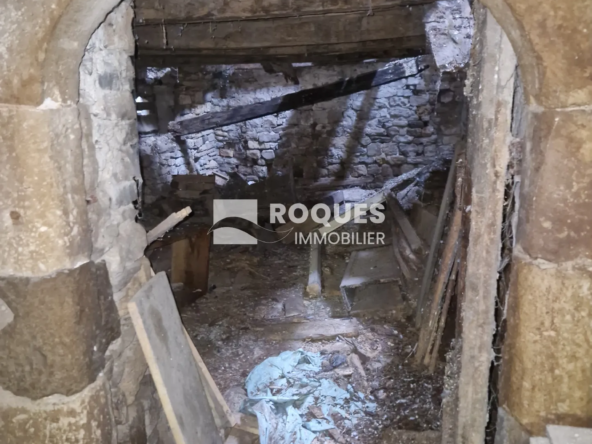 Vallée de la Sorgues : maison de village 94 m² à rénover 