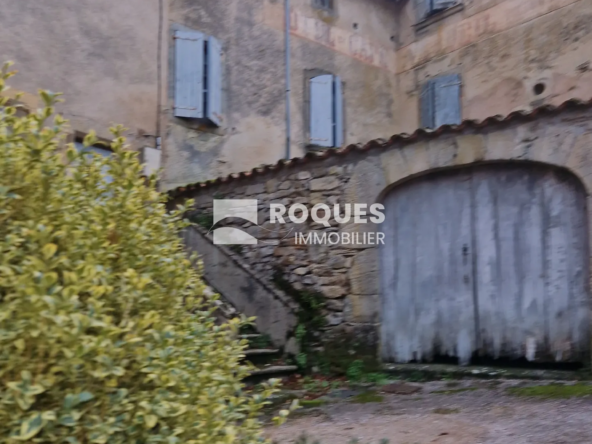 Vallée de la Sorgues : maison de village 94 m² à rénover 