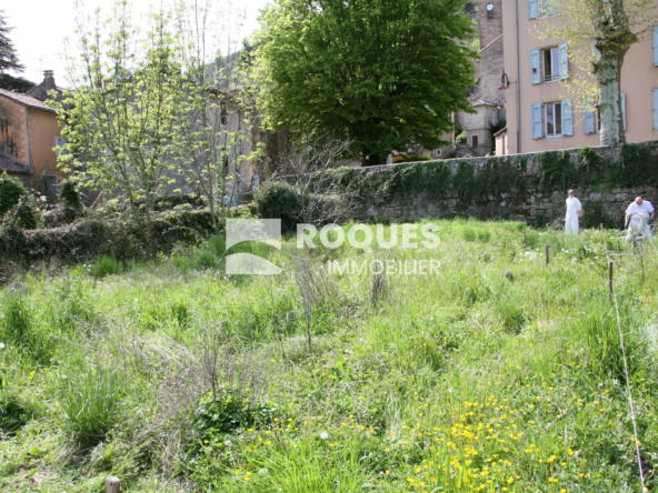 Vallée de la Sorgues : maison de village 94 m² à rénover 