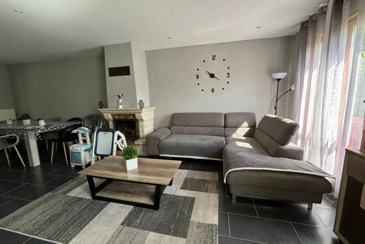 Maison individuelle rénovée à Hombourg-Haut avec jardin clos 