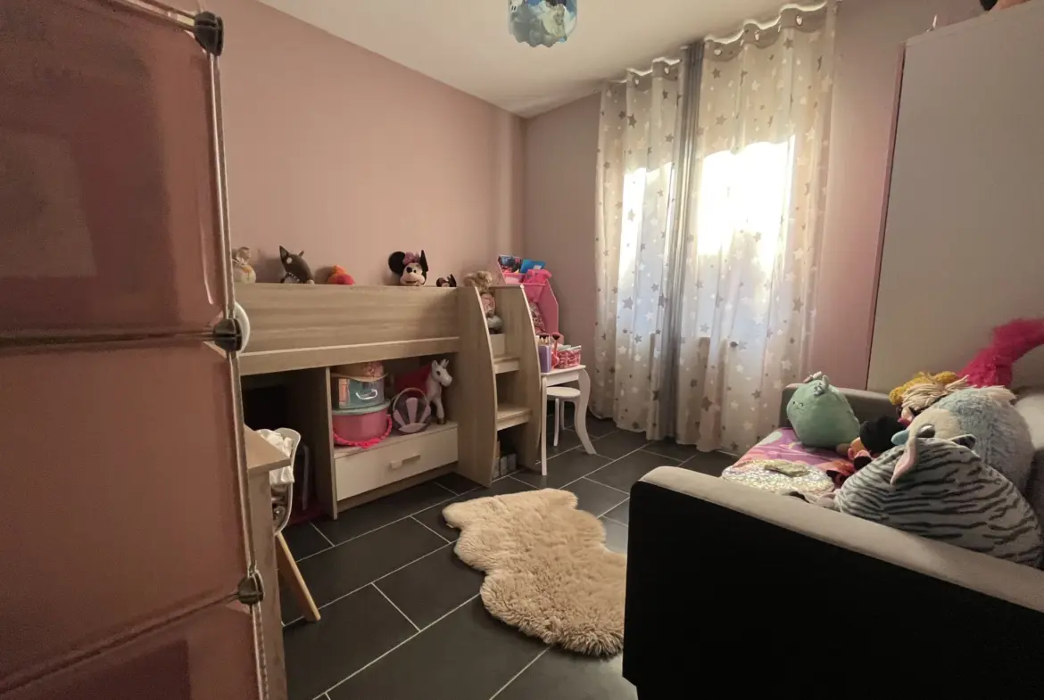Maison individuelle rénovée à Hombourg-Haut avec jardin clos 