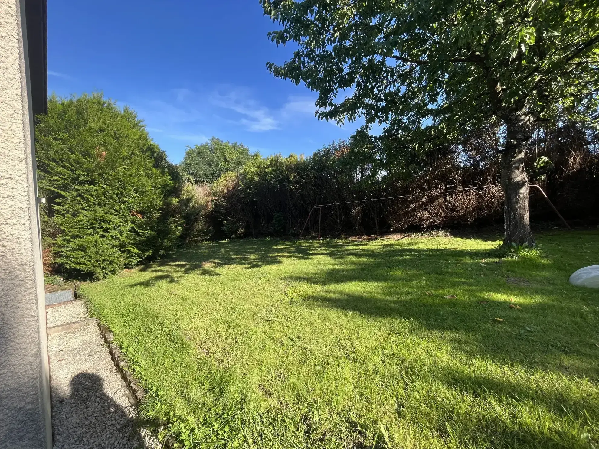 Maison individuelle rénovée à Hombourg-Haut avec jardin clos 
