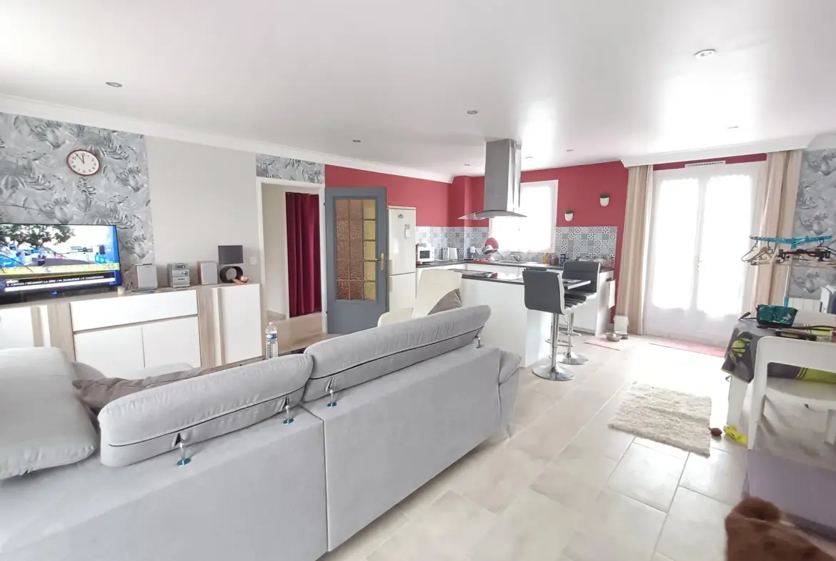 Maison rénovée à vendre à Épernon - 69 m² avec 2 chambres 