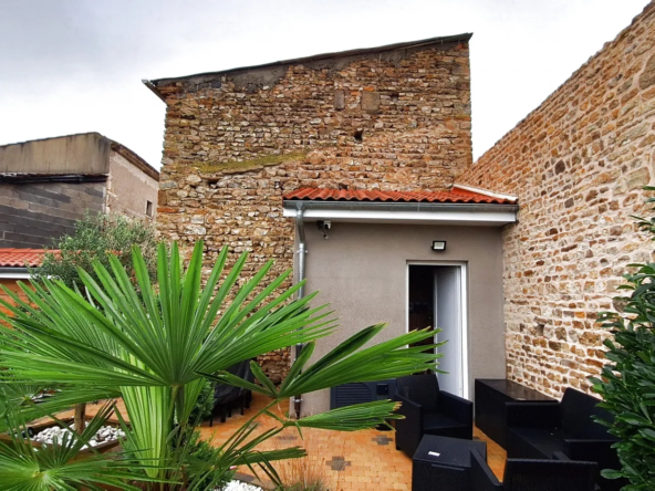 Maison ancienne avec piscine à vendre à Moissat, 254 000 € 