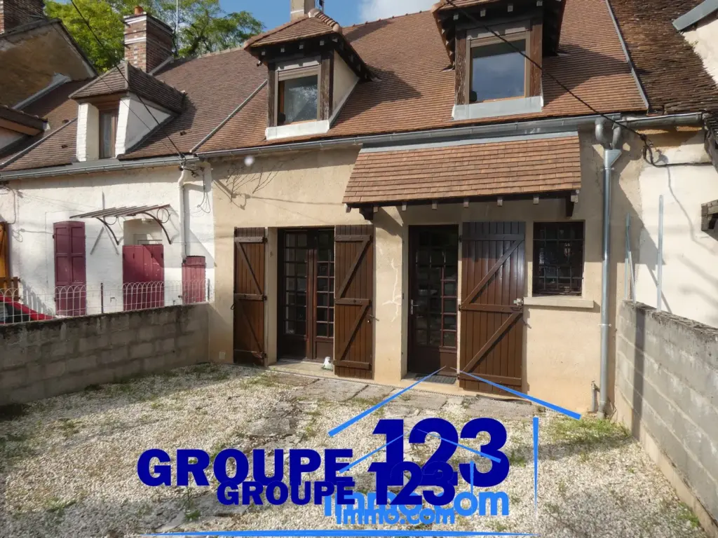 Charmante Maison de 63 m² à Laroche Saint Cydroine