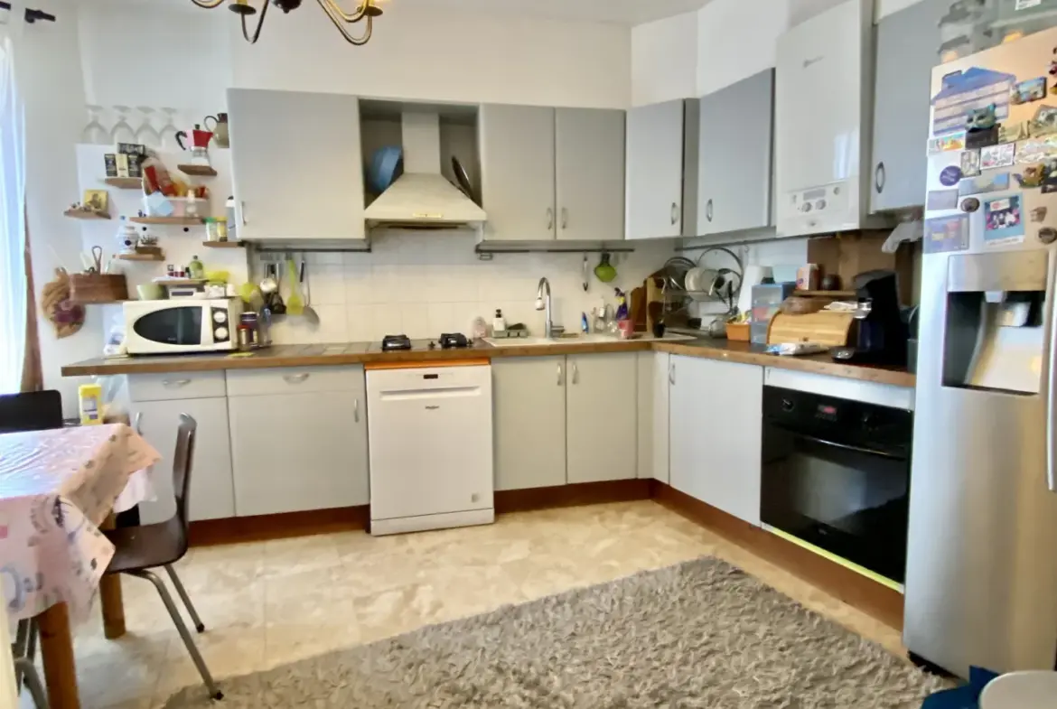 Maison de ville à vendre à La Courneuve - 81 m² 