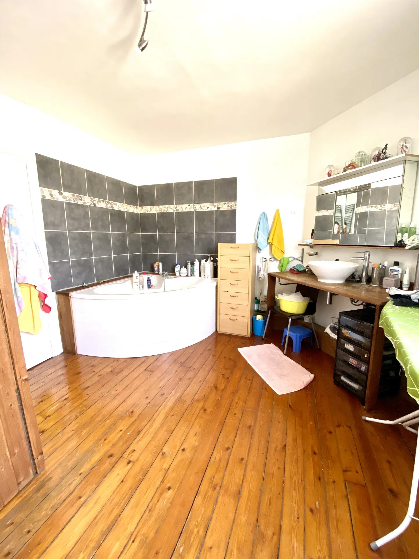 Maison de ville à vendre à La Courneuve - 81 m² 