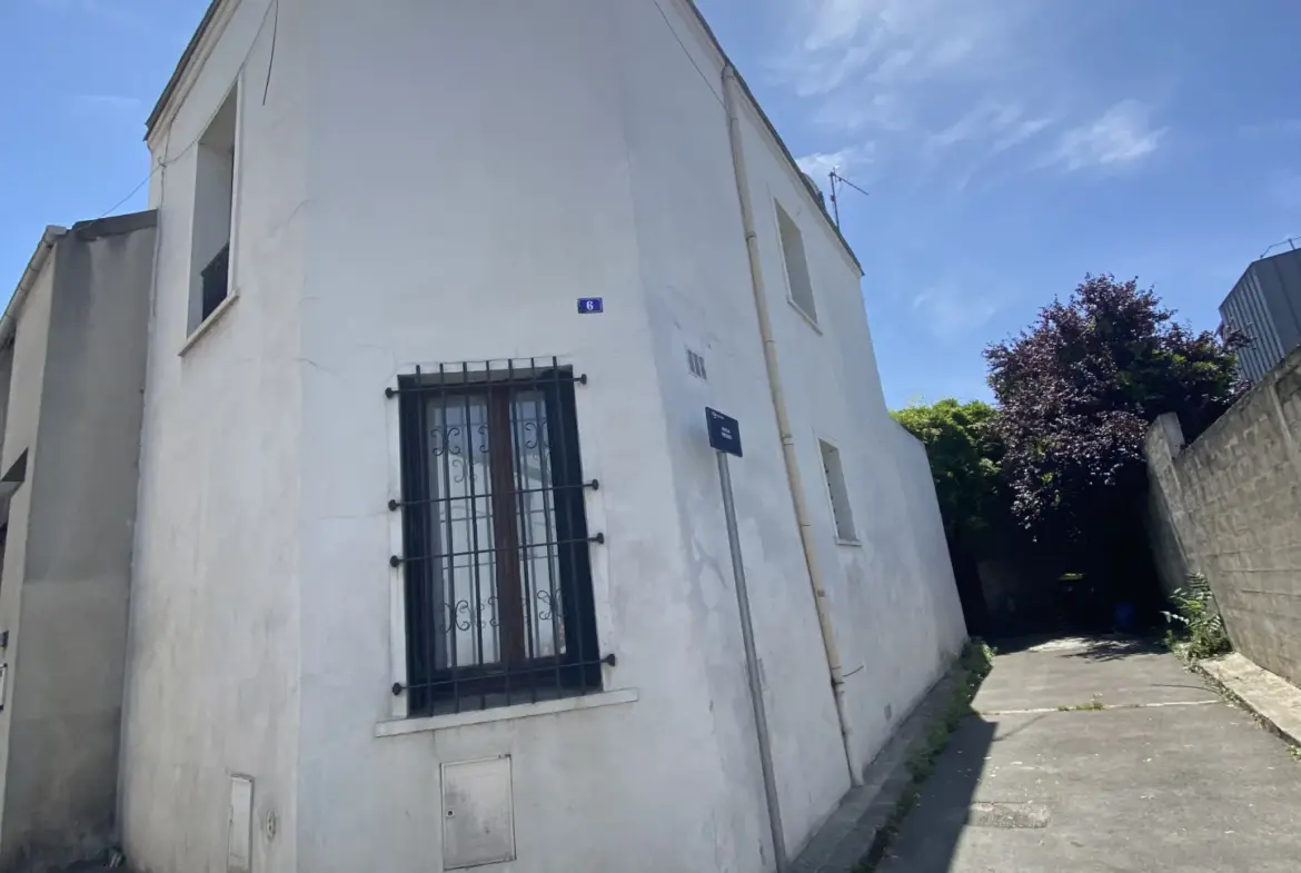 Maison de ville à vendre à La Courneuve - 81 m² 
