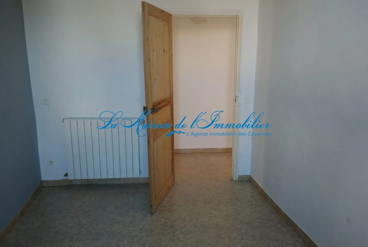 À vendre : Immeuble de rapport avec deux appartements à Lédignan 