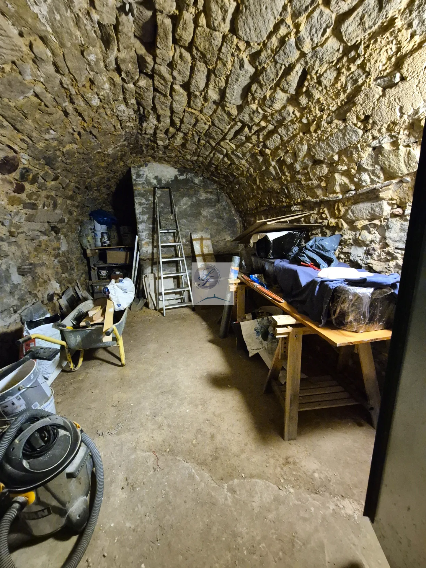 Appartement T3 avec terrasse et cave à Bédoin, Mont Ventoux 