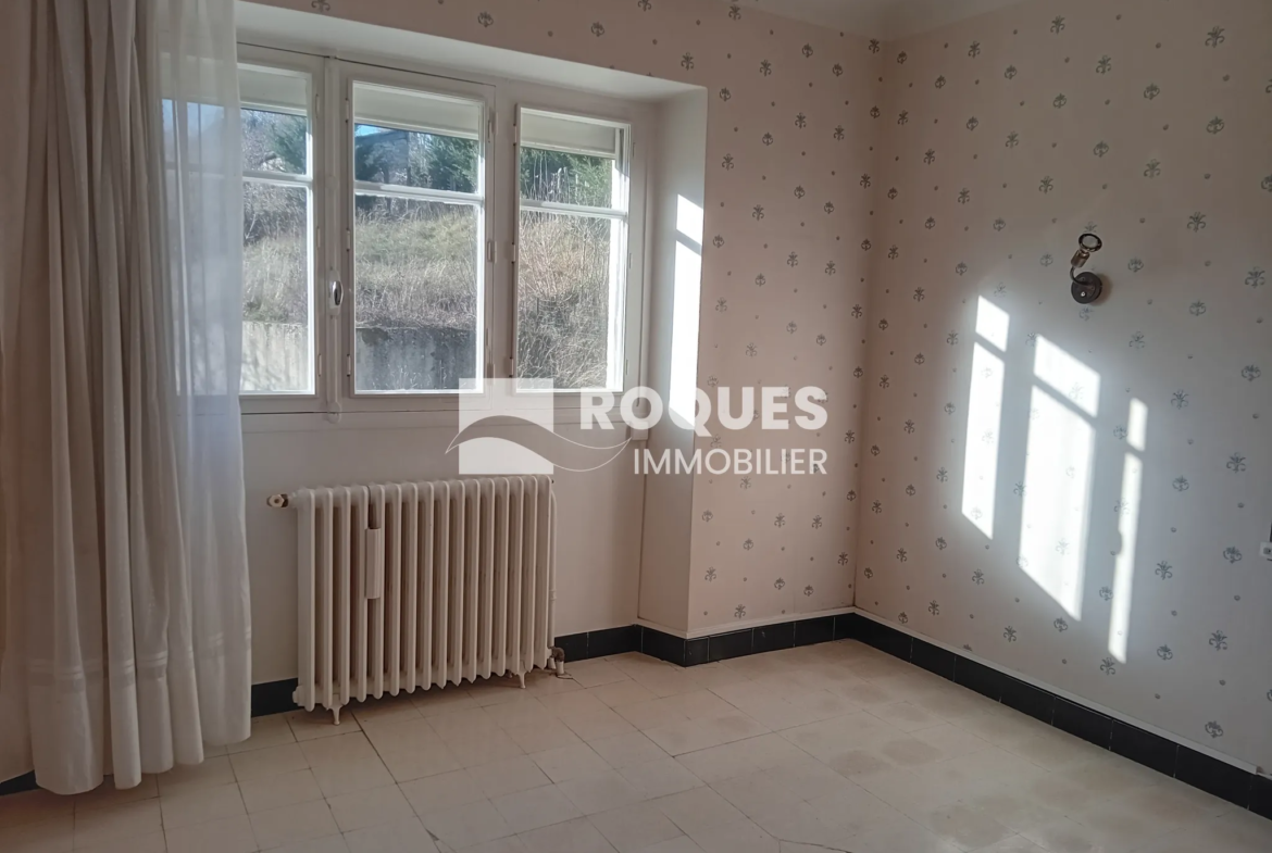 Maison T4 à vendre à Millau avec vue dégagée 