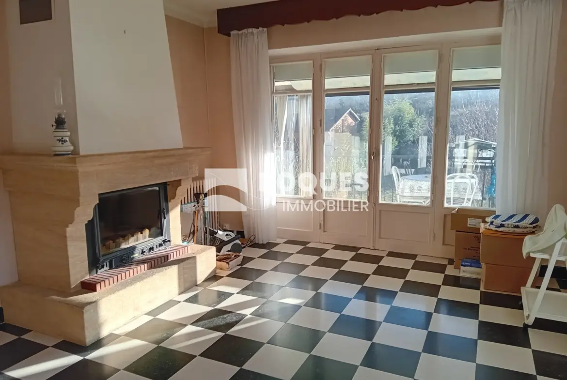 Maison T4 à vendre à Millau avec vue dégagée 