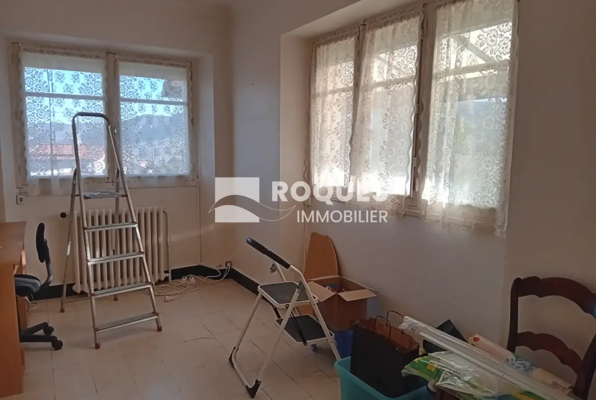 Maison T4 à vendre à Millau avec vue dégagée 