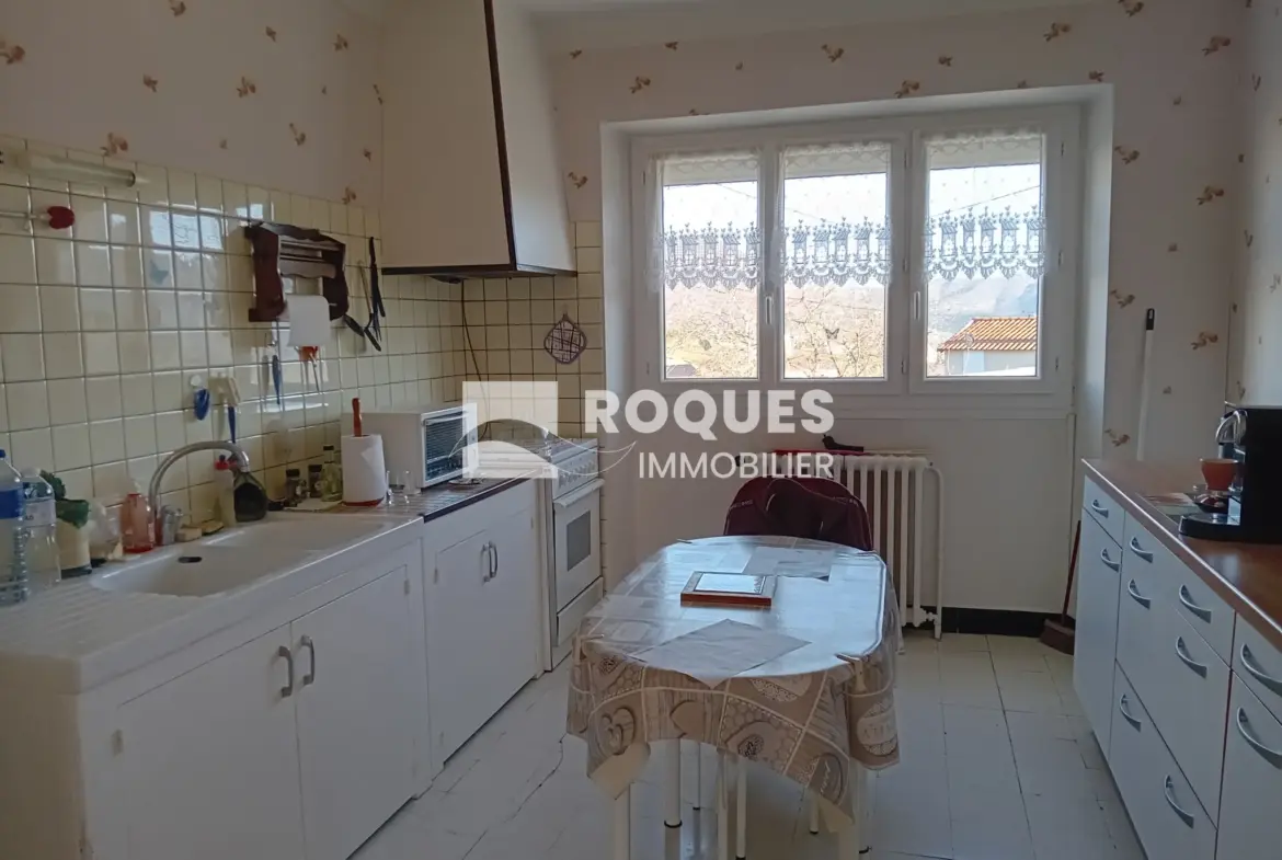 Maison T4 à vendre à Millau avec vue dégagée 